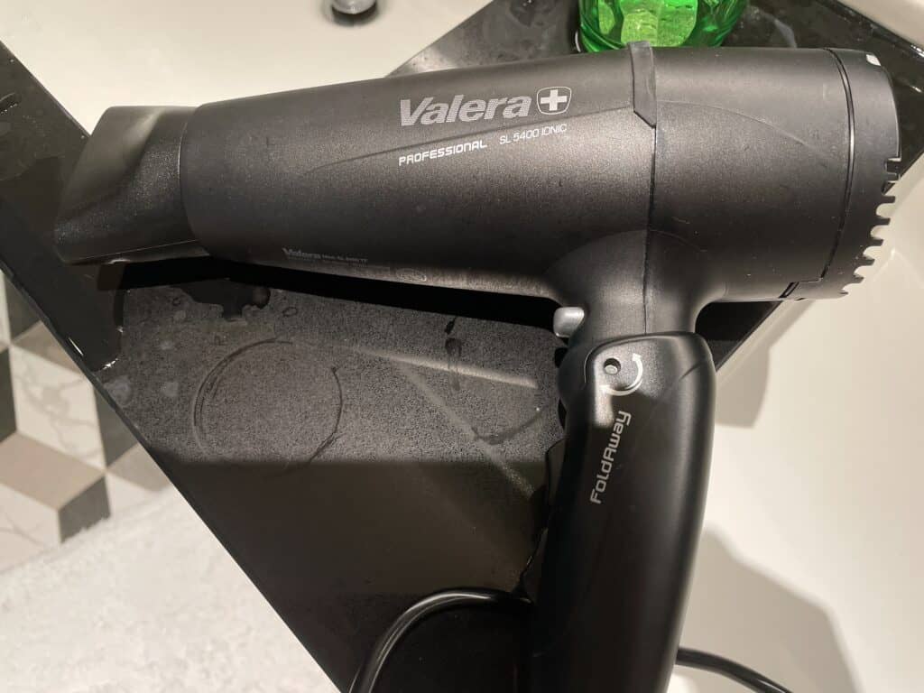 ヘアドライヤー