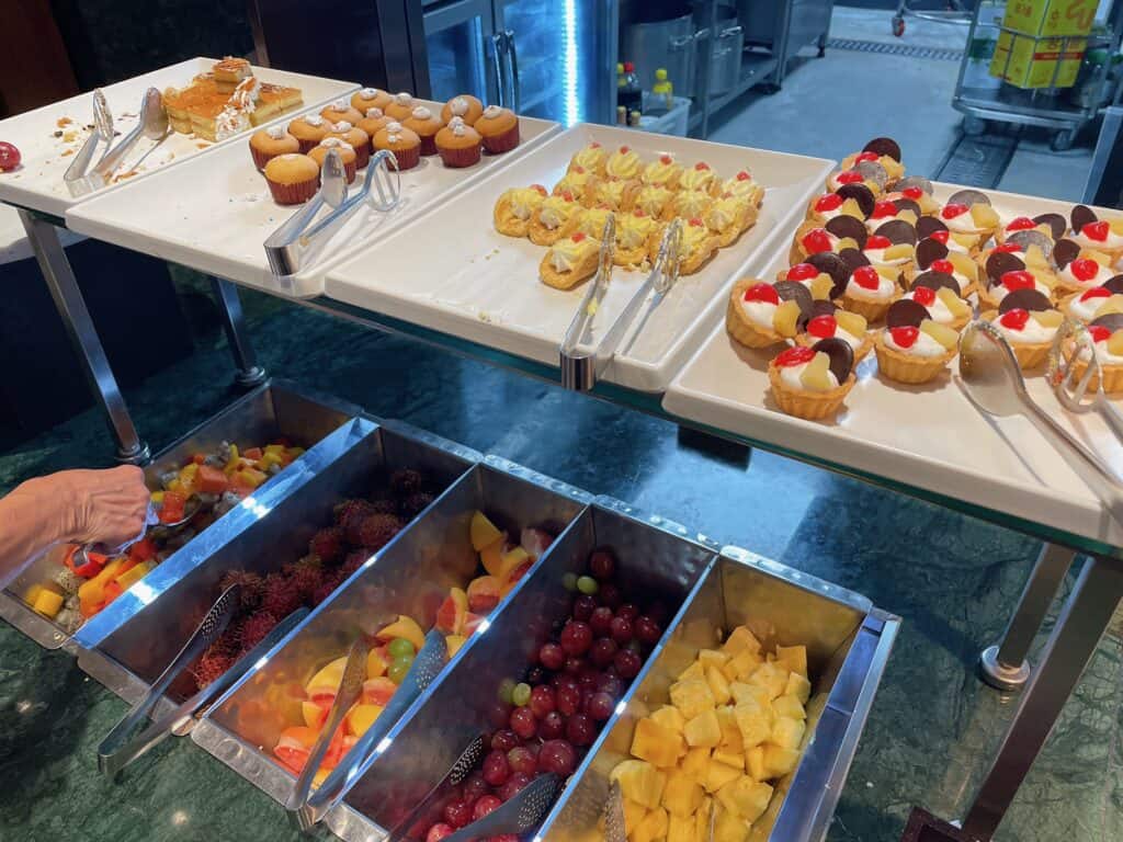 デザートコーナー