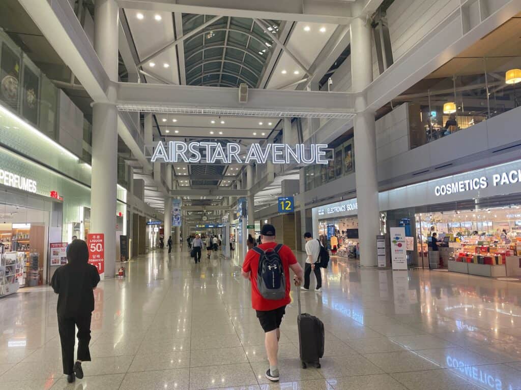 仁川空港制限区域内の様子