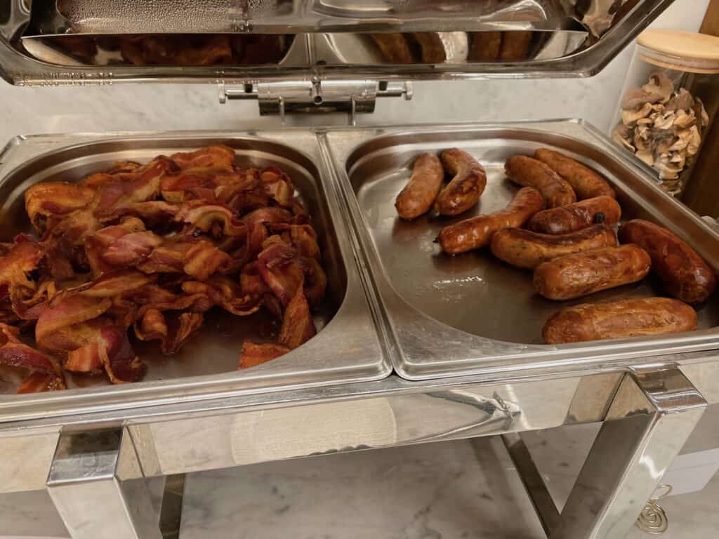 ソーセージ&カリカリベーコン