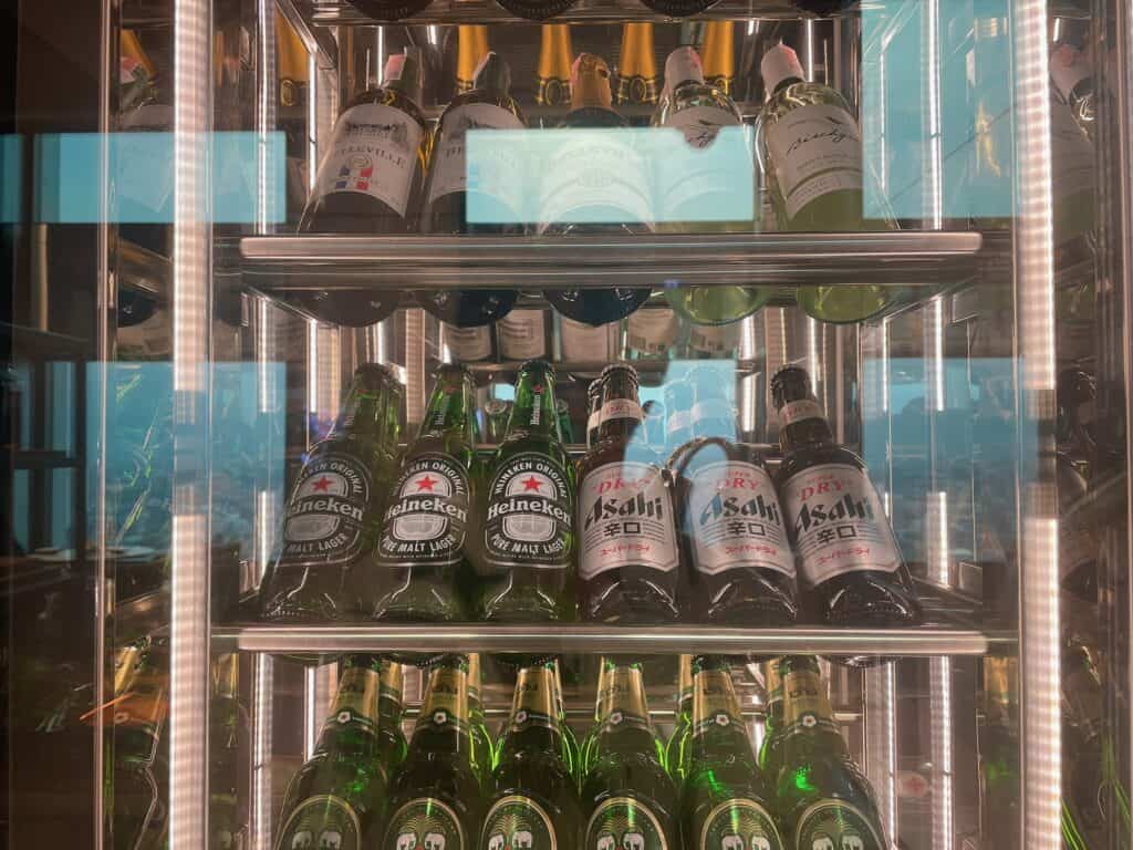 アサヒビールやハイネケンなどのビールコーナー