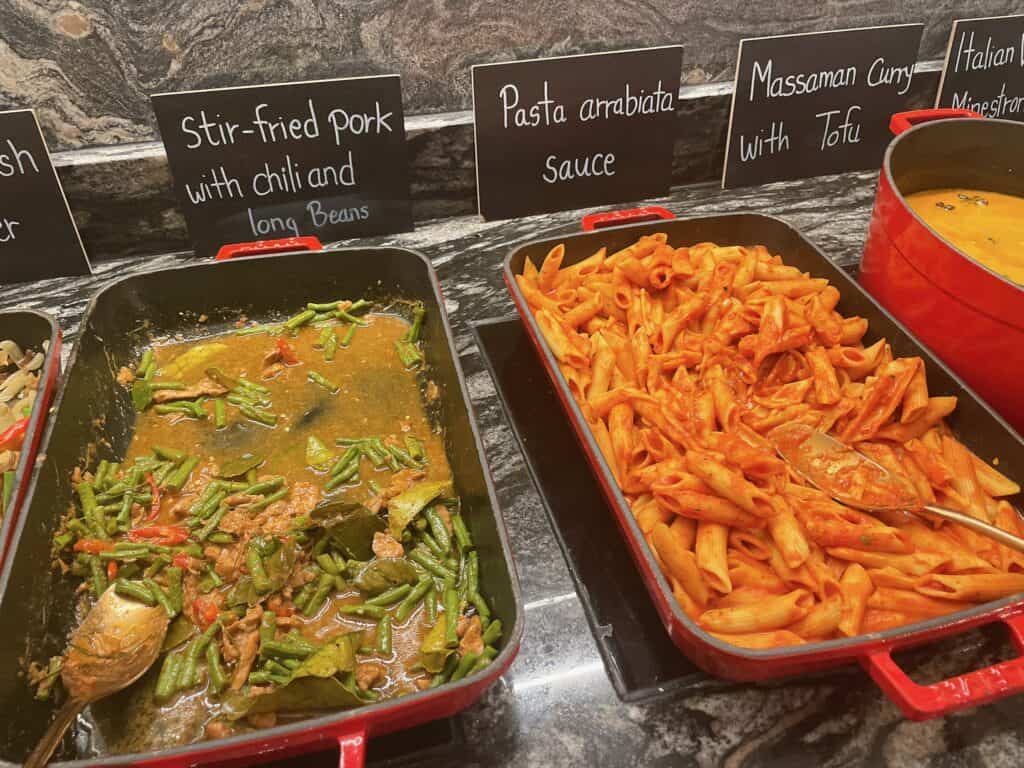 アラビアータや豚のピリ辛炒めなど