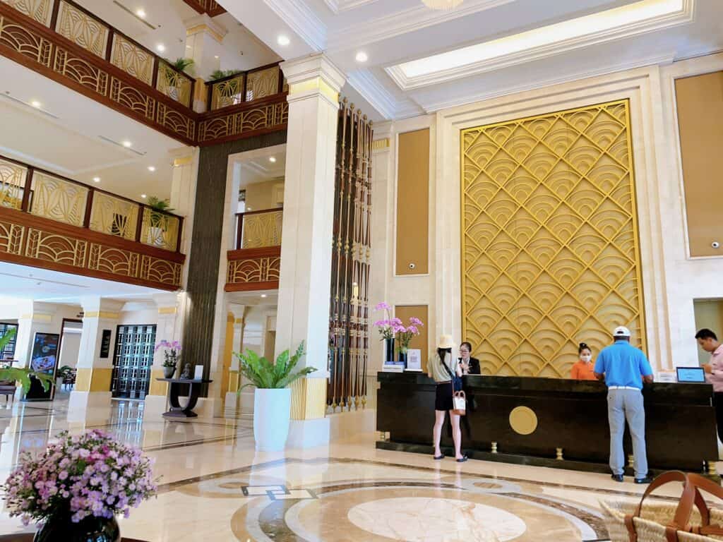 ダナンマリオットリゾート＆スパのレセプション