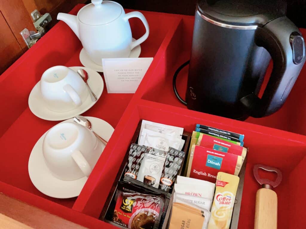 無料のティーバッグ