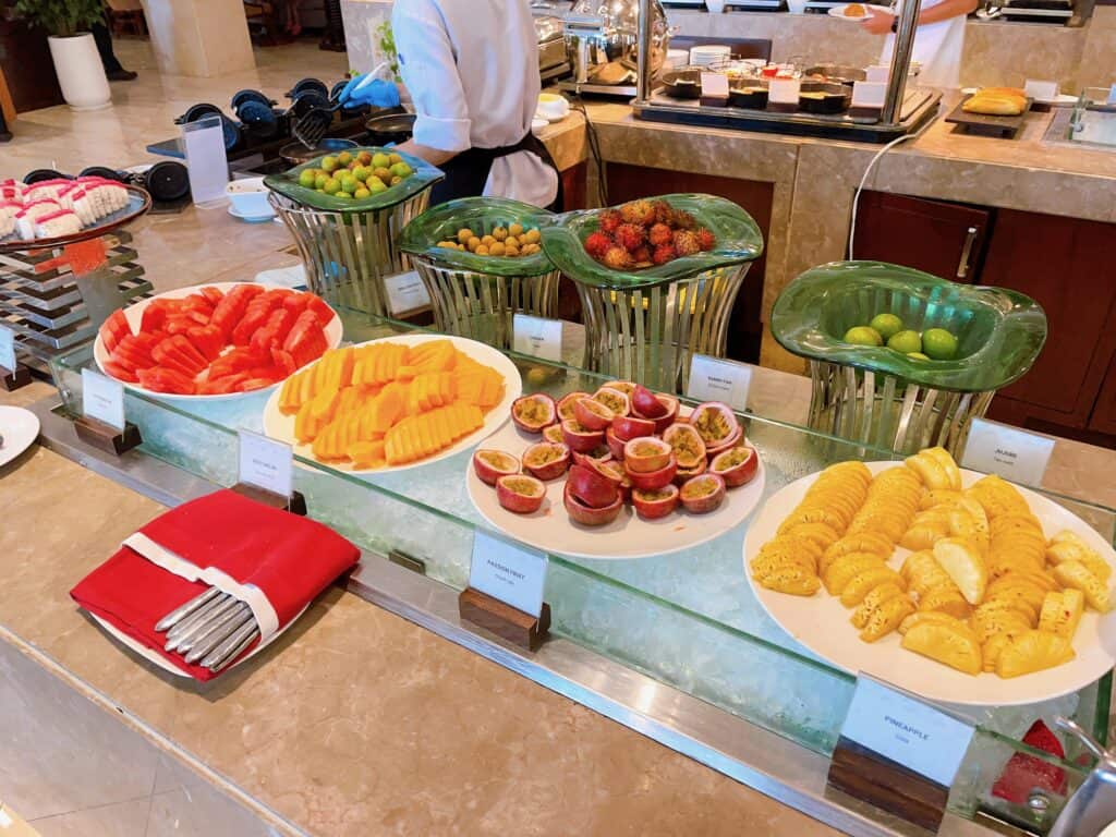 カットフルーツコーナー