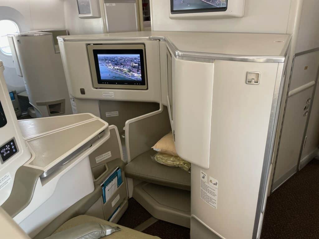 ビジネスクラスシートの中央部分