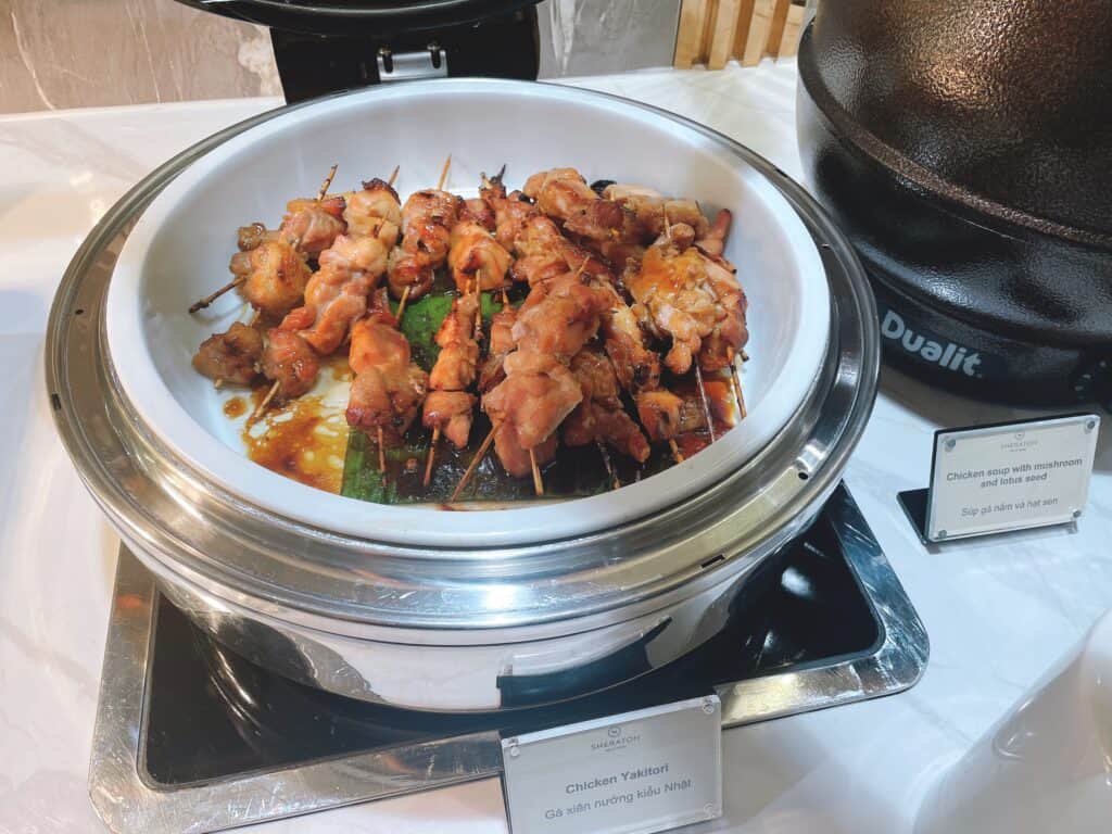 しょうゆ風味の焼き鳥