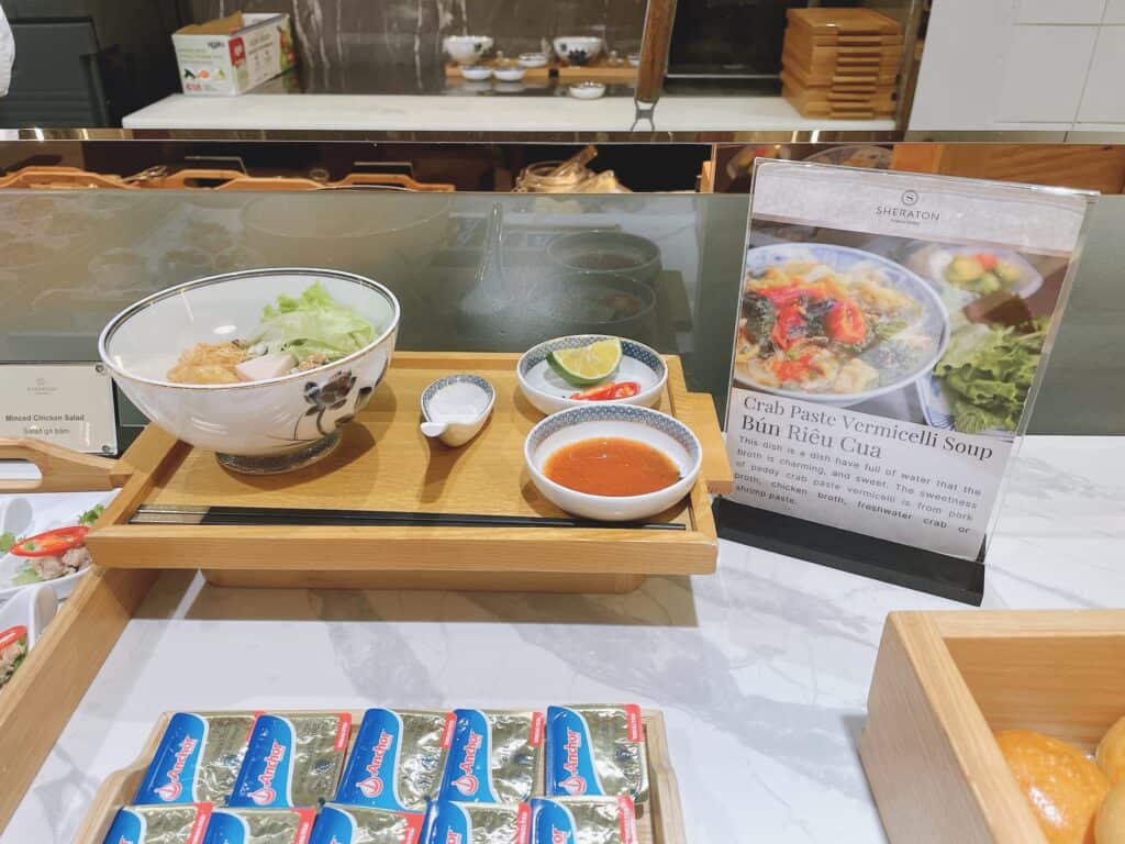 ヌードルステーション