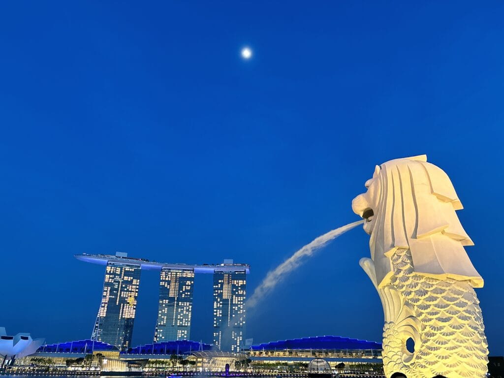 シンガポール名物のマーライオン