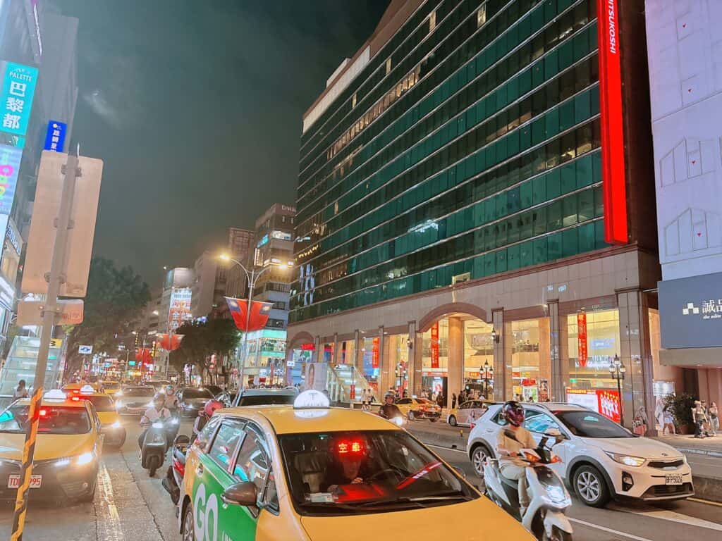 台北市中山エリアの様子