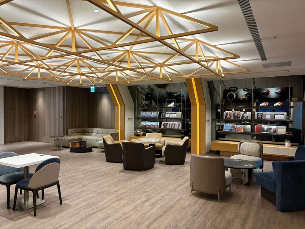 別角度から撮影したOriental Club Lounge内の様子