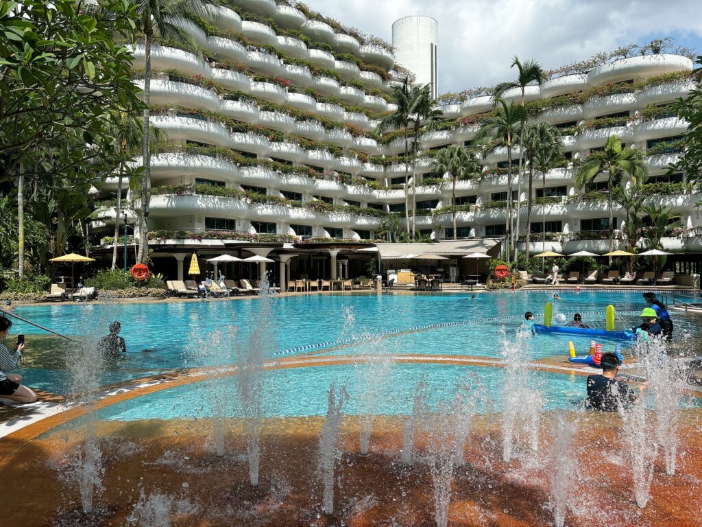 シャングリラシンガポールのプール