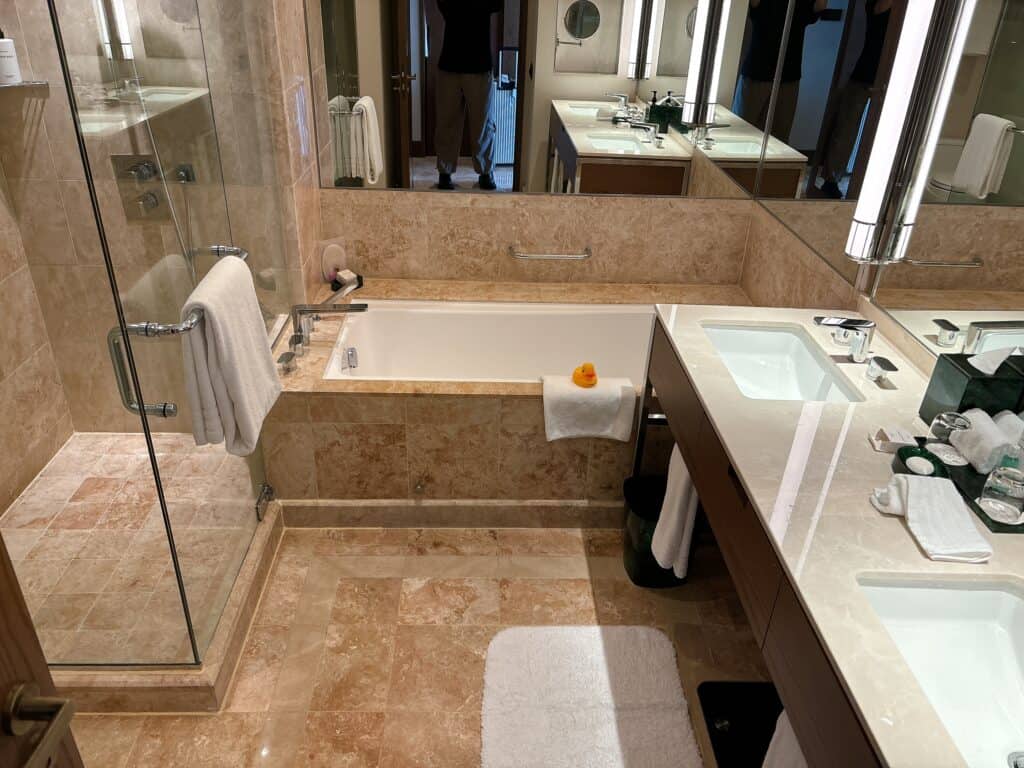 コンラッド センテニアル シンガポールのバスルーム