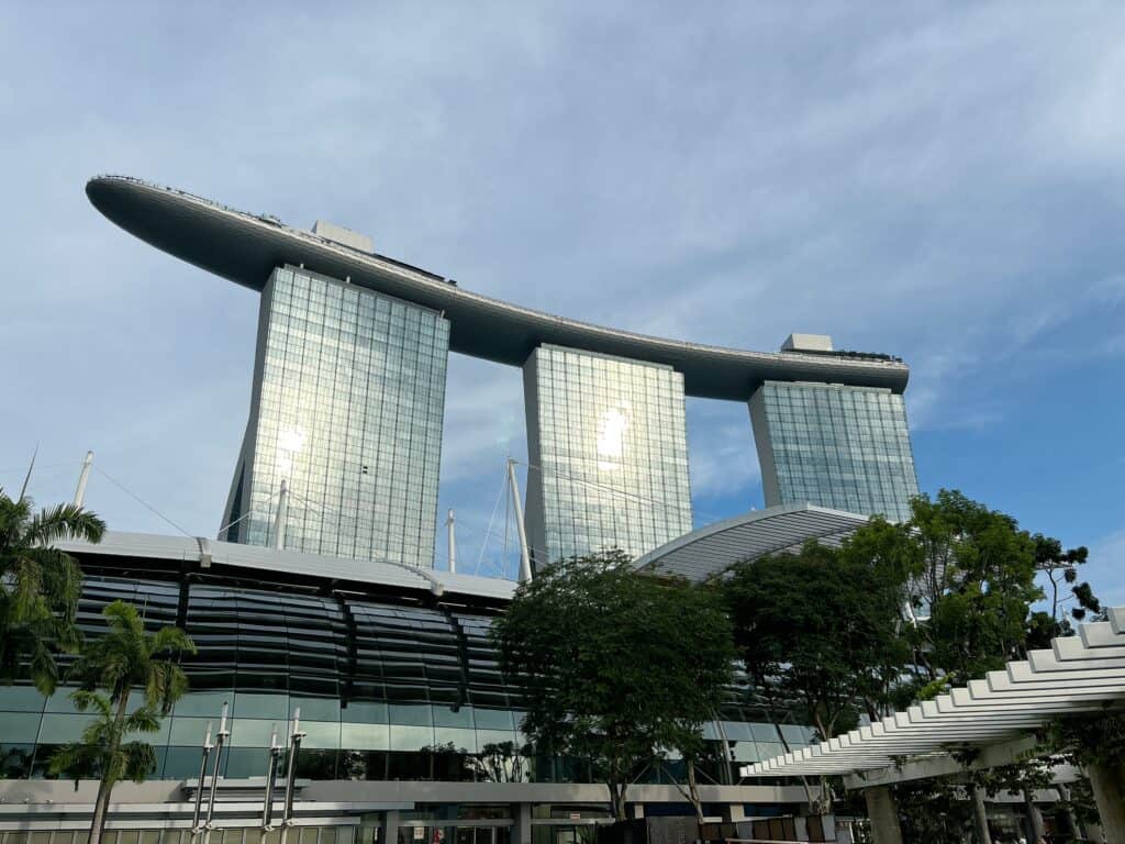 マリーナベイサンズの外観