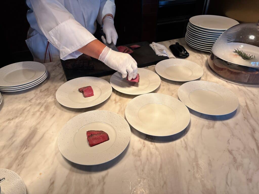 国産牛の炭火焼き