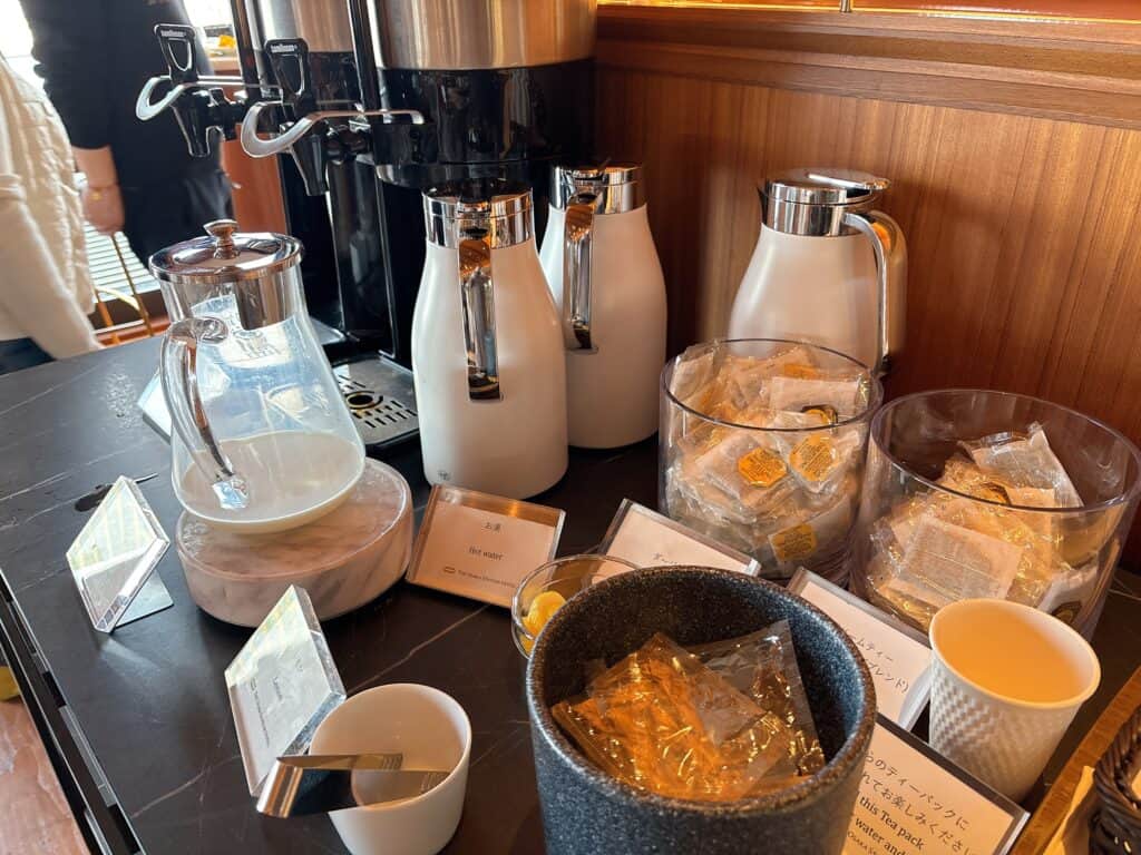 コーヒーと紅茶