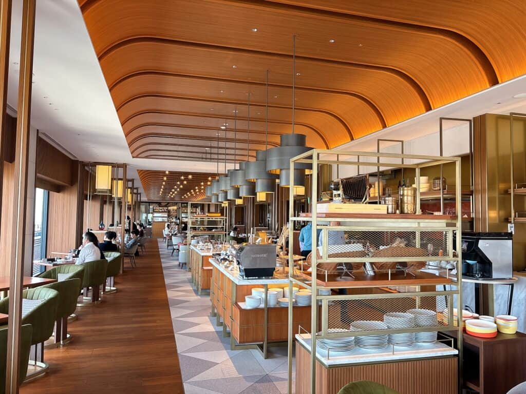 THE MOMENT内の様子