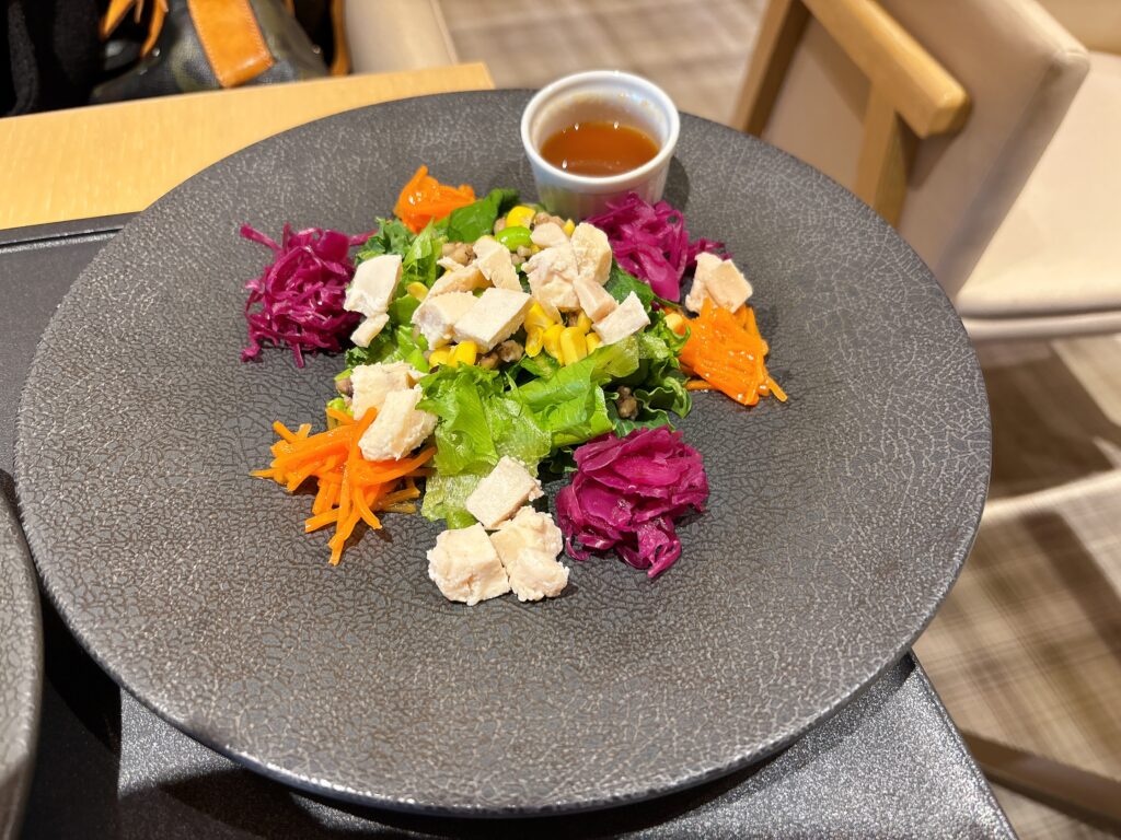 チョップドサラダ