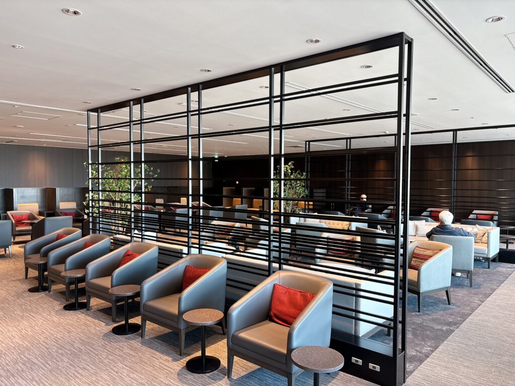 JAL's SALON内の様子