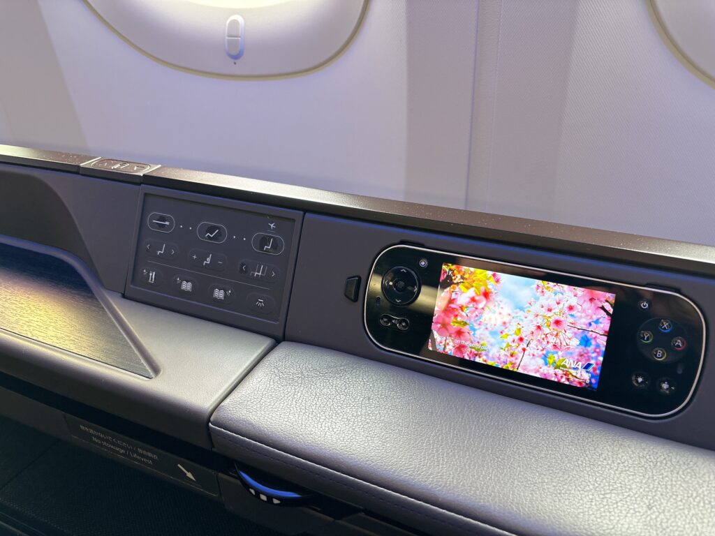 THESuiteのタッチパネル