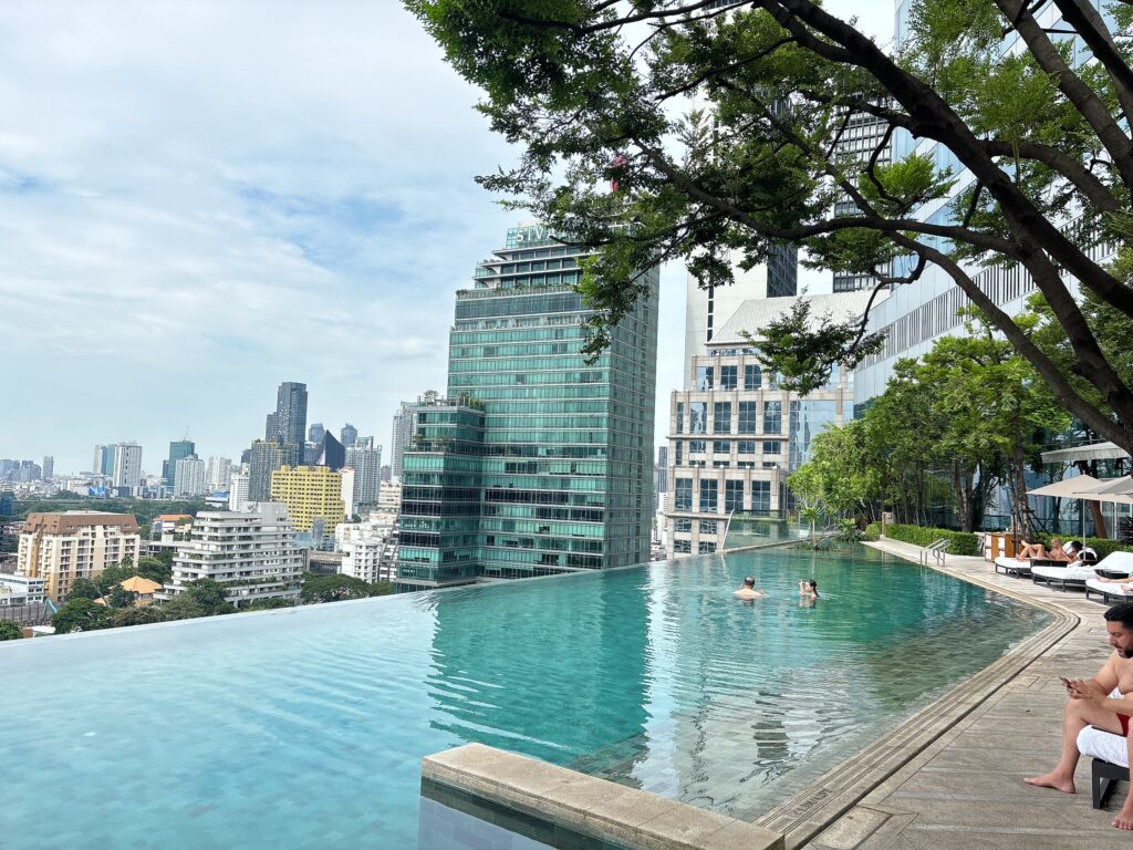 パークハイアットバンコクのプール