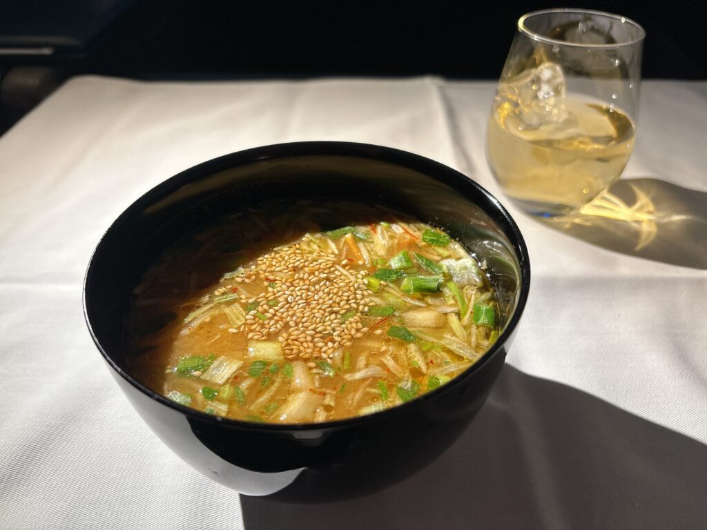 ANAオリジナル ～恵みの北海道 ～ 濃厚ねぎ味噌ラーメン