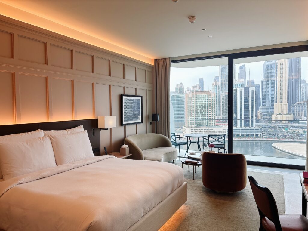 The Lana - Dorchester Collectionの客室