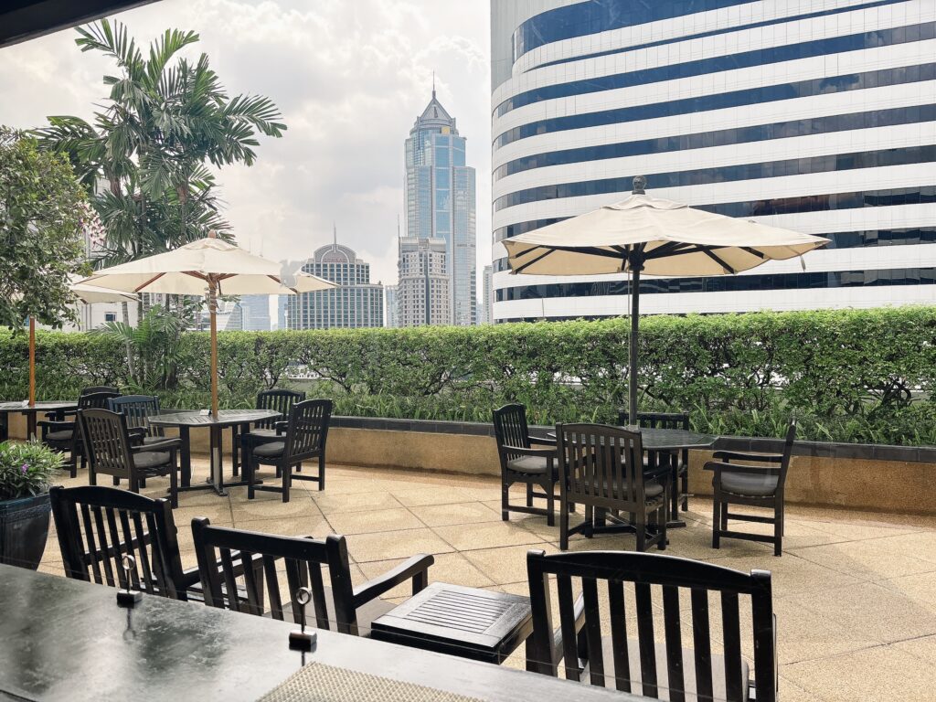 JWマリオットバンコクのエグゼクティブラウンジのテラス席