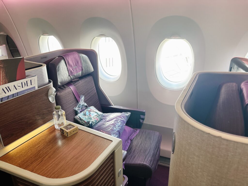 タイ航空ビジネスクラスシート