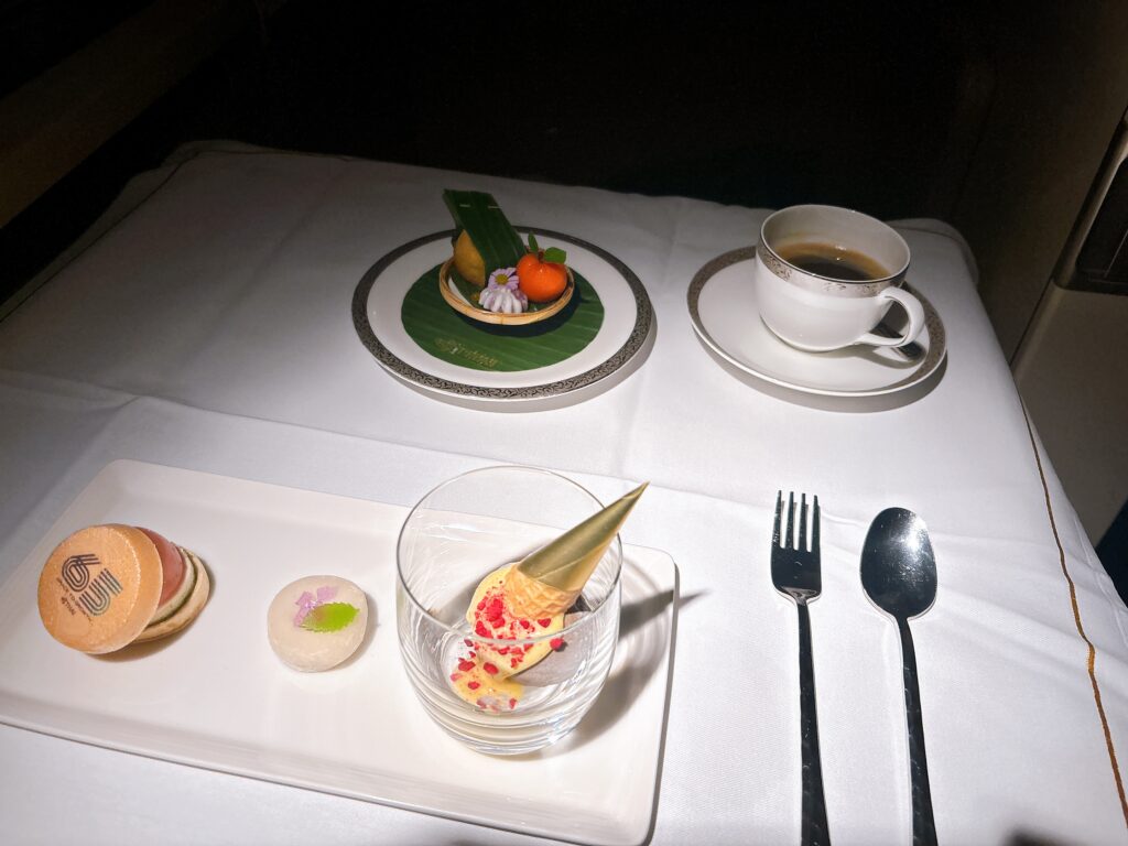 タイ航空ファーストクラスのデザート