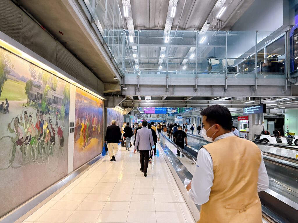 タイ航空地上スタッフの送迎