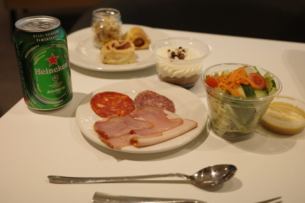 ブダペスト・フェレンツ・リスト国際空港のプライオリティパスラウンジ施設