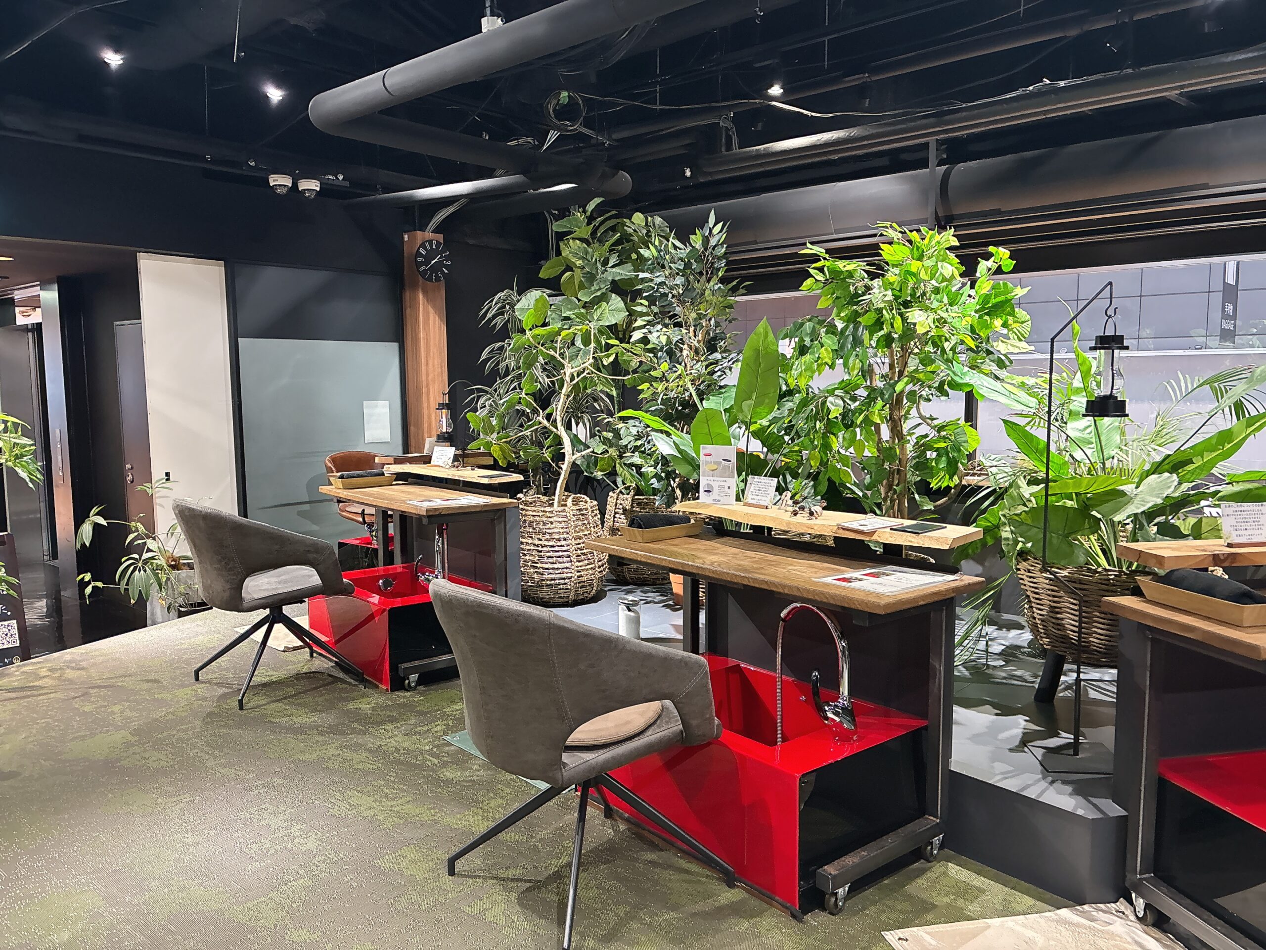 足湯カフェ&ボディケア LUCKの内観